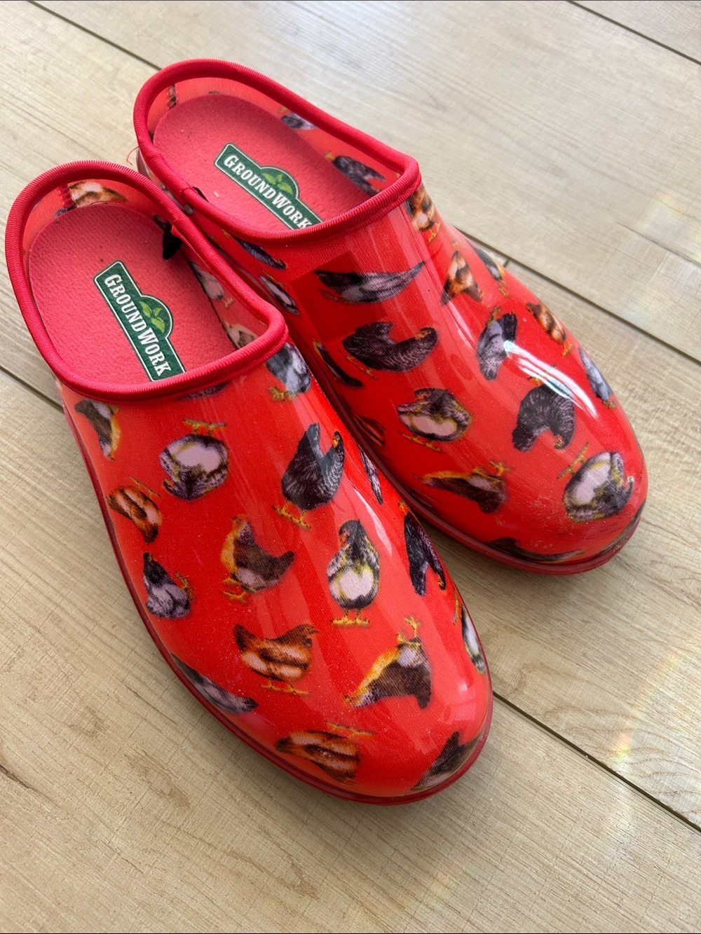 Women's Red Chicken-Print Slip-On Rain Clogs size 9